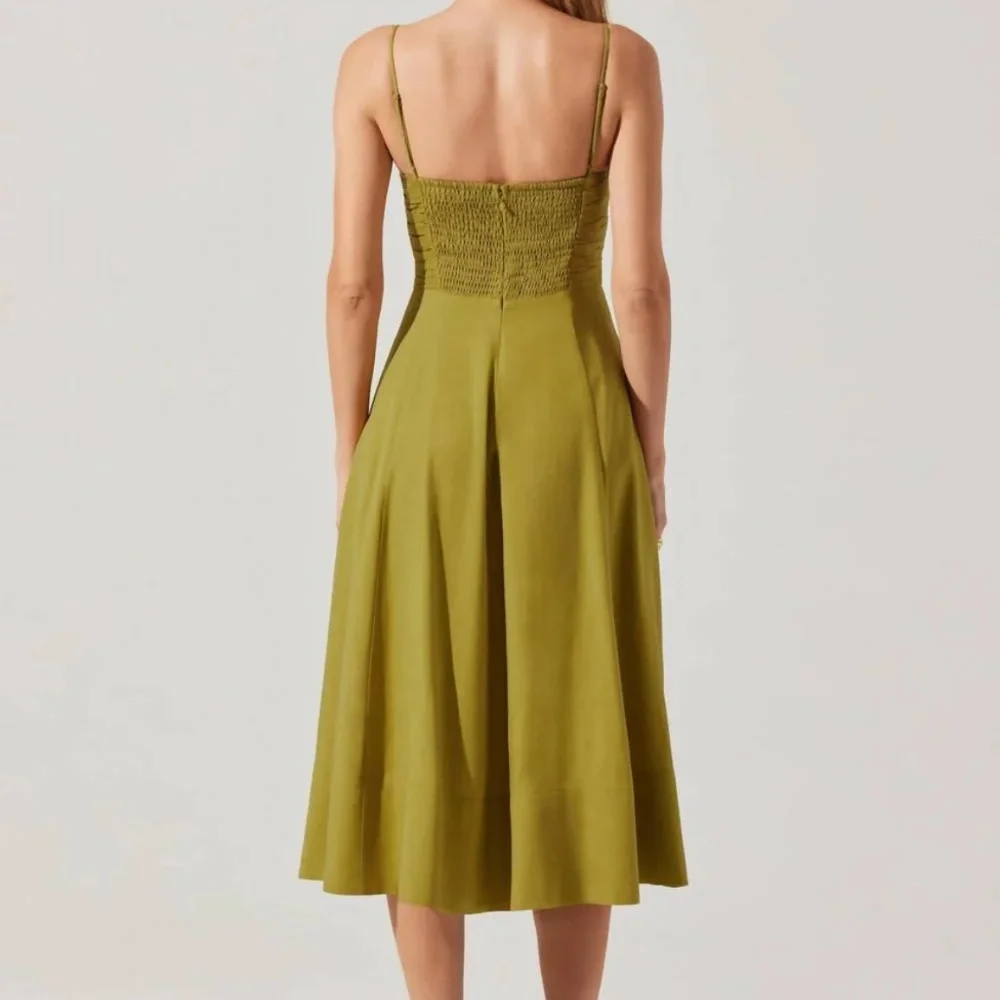 ASTR The Label Celina Midi Dress Chartreuse - Picture 2 of 3